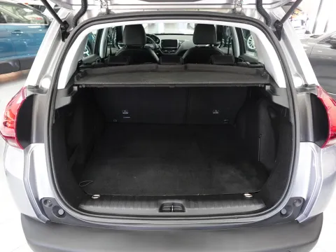 Peugeot 2008 1.5 bluehdi Allure s&s 100cv 5marce - Immagine 27