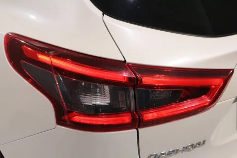 Nissan Qashqai 1.5 dci N-Connecta 110cv - Immagine 29