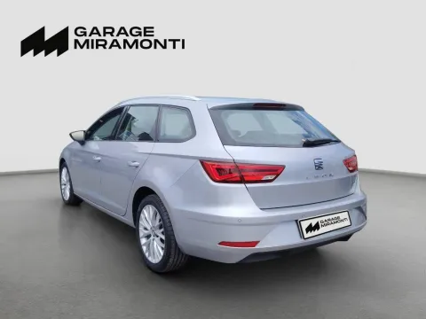 Seat Leon ST 1.5 tgi Style 130cv dsg - Immagine 4