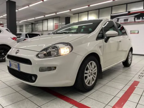 Fiat Punto 5p 1.3 mjt II 16v Easy s&s 95cv - Immagine 1