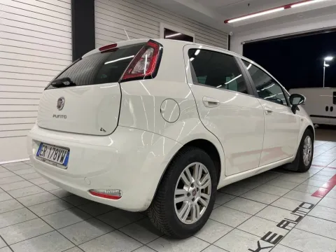Fiat Punto 5p 1.3 mjt II 16v Easy s&s 95cv - Immagine 6
