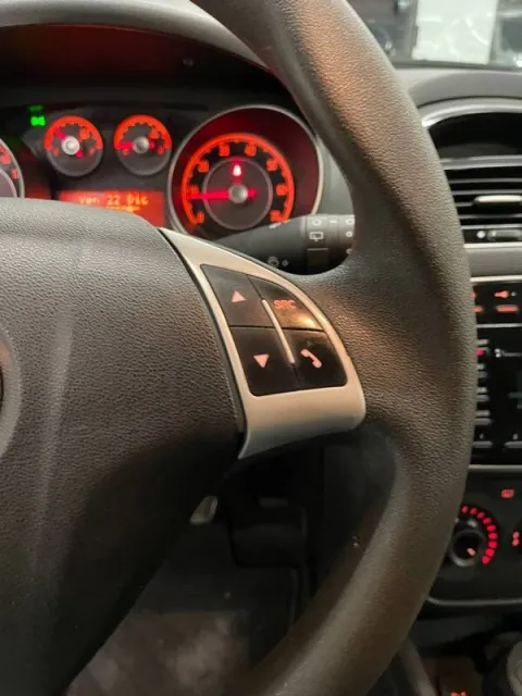 Fiat Punto 5p 1.3 mjt II 16v Easy s&s 95cv - Immagine 17