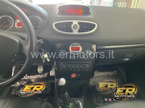 Renault Clio 3p 2.0 16v RS Luxe 200cv - Immagine 11