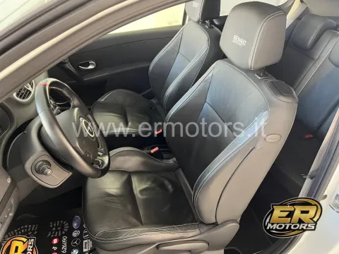 Renault Clio 3p 2.0 16v RS Luxe 200cv - Immagine 12