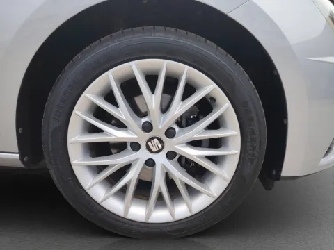 Seat Leon ST 1.5 tgi Style 130cv dsg - Immagine 23
