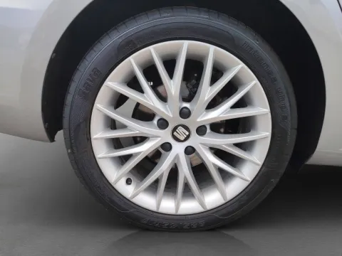 Seat Leon ST 1.5 tgi Style 130cv dsg - Immagine 25