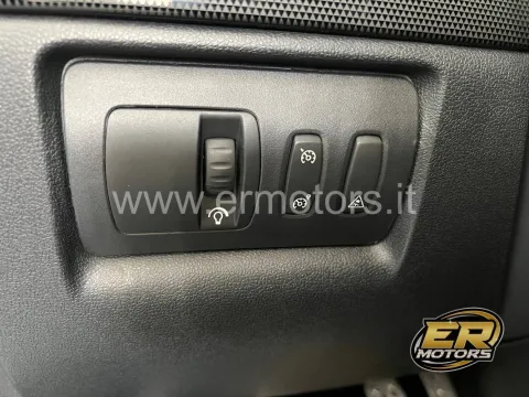 Renault Clio 3p 2.0 16v RS Luxe 200cv - Immagine 23