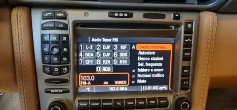 Porsche 911 Cabrio 3.6 Carrera - Immagine 43