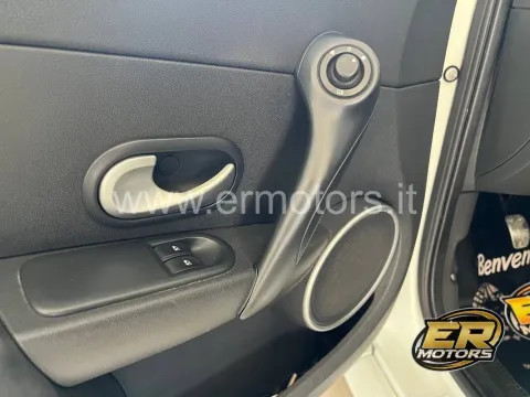 Renault Clio 3p 2.0 16v RS Luxe 200cv - Immagine 26