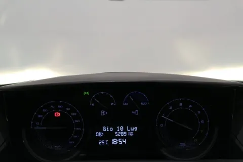 Lancia Ypsilon 1.0 firefly hybrid Gold s&s 70cv 5p.ti - Immagine 12
