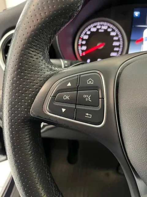 Mercedes GLC 220 d Sport 4matic auto - Immagine 13