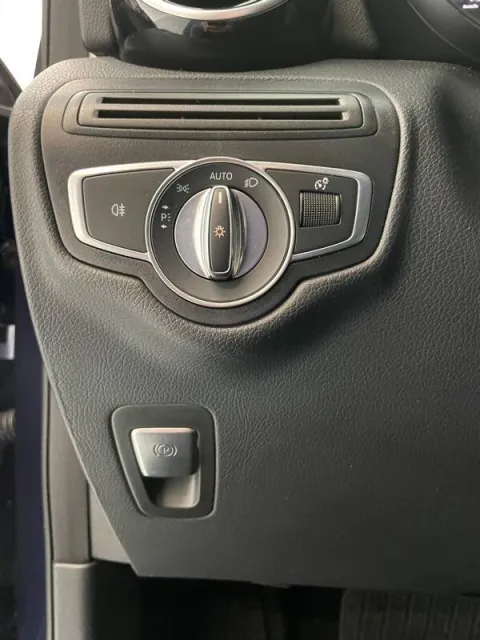 Mercedes GLC 220 d Sport 4matic auto - Immagine 14