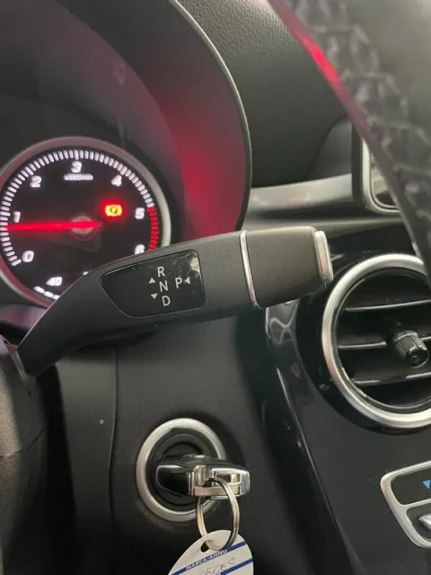 Mercedes GLC 220 d Sport 4matic auto - Immagine 15