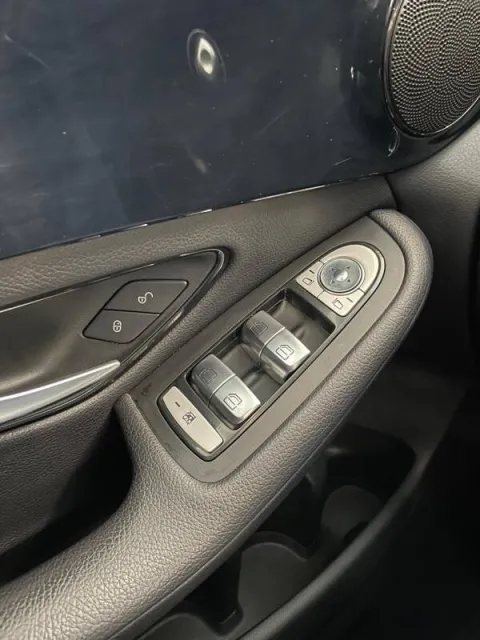Mercedes GLC 220 d Sport 4matic auto - Immagine 19