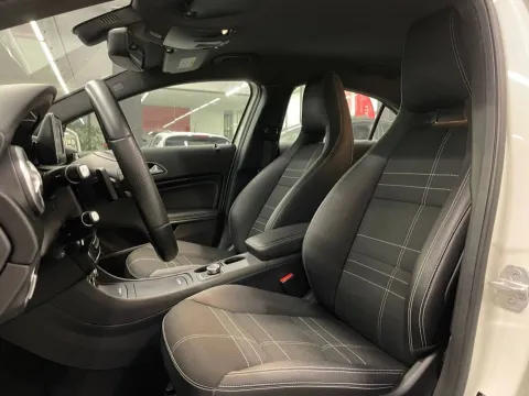 Mercedes A 200 cdi Sport auto - Immagine 10