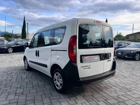 Fiat Doblo 1.3 mjt 16v Active - Immagine 5