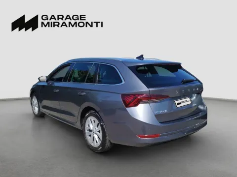 Skoda Octavia Wagon 2.0 tdi evo Executive 115cv dsg - Immagine 4
