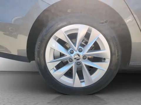 Skoda Octavia Wagon 2.0 tdi evo Executive 115cv dsg - Immagine 25