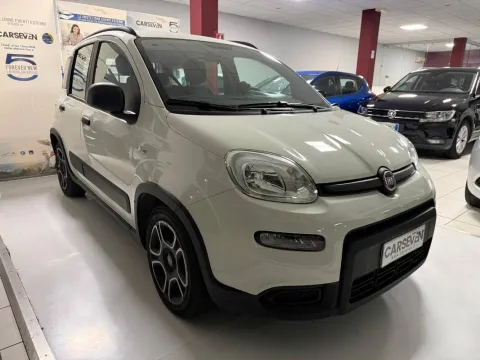 Fiat Panda 1.0 firefly hybrid City Life s&s 70cv 5p.ti - Immagine 3