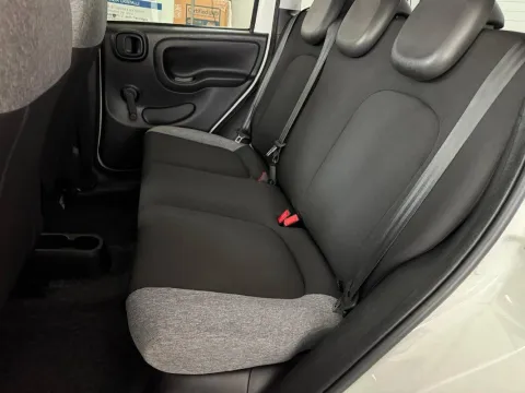 Fiat Panda 1.0 firefly hybrid City Life s&s 70cv 5p.ti - Immagine 10