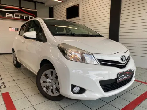 Toyota Yaris 5p 1.0 Lounge - Immagine 3