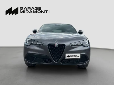 Alfa Romeo Stelvio 2.2 t Veloce Q4 210cv auto - Immagine 2