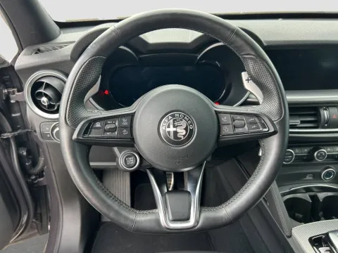 Alfa Romeo Stelvio 2.2 t Veloce Q4 210cv auto - Immagine 10