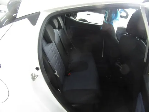 Lancia Ypsilon 1.0 firefly hybrid Platino s&s 70cv - Immagine 9