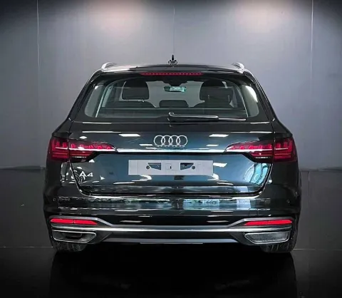 Audi A4 Avant 35 2.0 tdi mhev 163cv s-tronic - Immagine 6