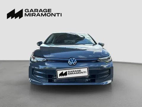 Volkswagen Golf 1.5 etsi Life 115cv dsg - Immagine 2