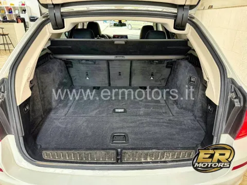 BMW 520d Touring xdrive Business auto - Immagine 19