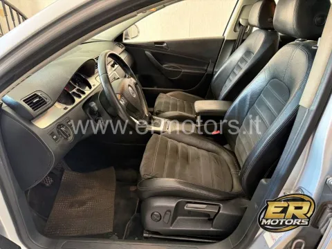 Volkswagen Passat Variant 2.0 tdi Highline dpf - Immagine 8