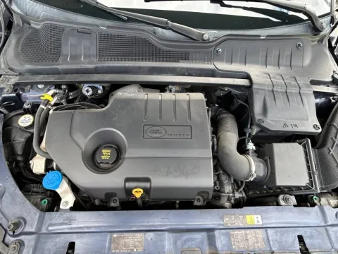 Land Rover Range Rover Evoque 5p 2.0 td4 SE 150cv auto - Immagine 18
