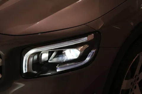 Mercedes GLB 200 d Sport 4matic auto - Immagine 28