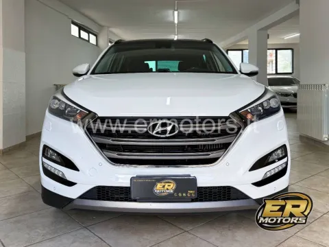Hyundai Tucson 1.7 crdi Xpossible 2wd 115cv - Immagine 2