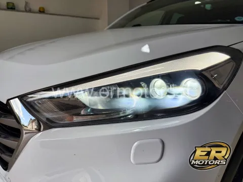 Hyundai Tucson 1.7 crdi Xpossible 2wd 115cv - Immagine 7