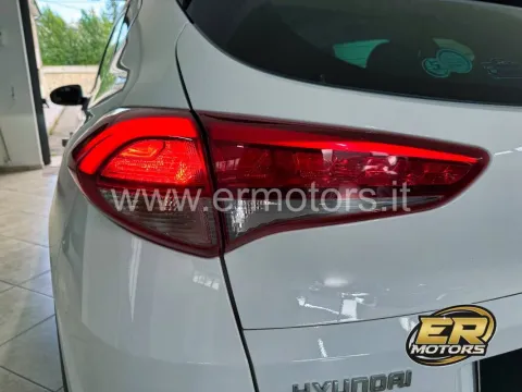 Hyundai Tucson 1.7 crdi Xpossible 2wd 115cv - Immagine 8