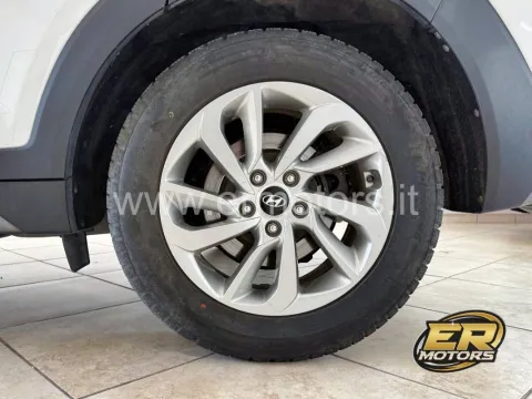 Hyundai Tucson 1.7 crdi Xpossible 2wd 115cv - Immagine 20