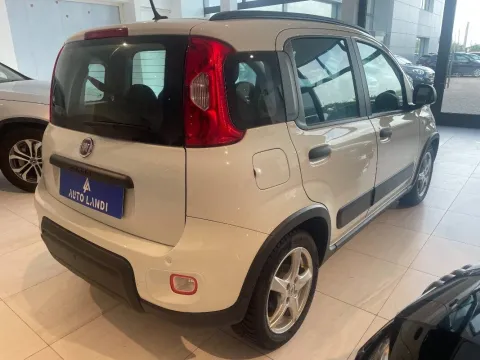 Fiat Panda 1.0 firefly hybrid s&s 70cv - Immagine 4