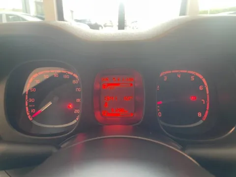 Fiat Panda 1.0 firefly hybrid s&s 70cv - Immagine 22