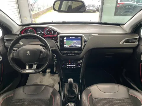 Peugeot 2008 1.6 bluehdi Gt Line 100cv - Immagine 12