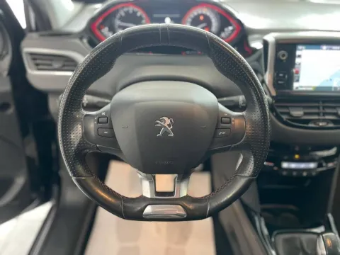 Peugeot 2008 1.6 bluehdi Gt Line 100cv - Immagine 15