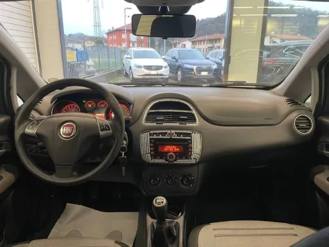 Fiat Punto Evo 5p 1.3 mjt Active 75cv - Immagine 10