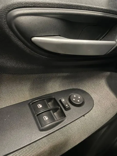 Fiat Punto Evo 5p 1.3 mjt Active 75cv - Immagine 17