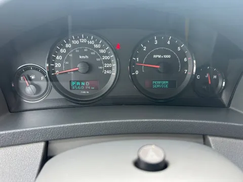 Jeep Grand Cherokee 4.7 V8 Limited auto - Immagine 11