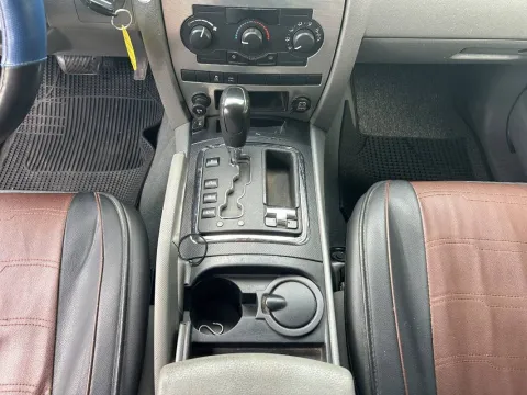 Jeep Grand Cherokee 4.7 V8 Limited auto - Immagine 15