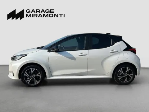 Toyota Yaris 1.5h Trend - Immagine 3
