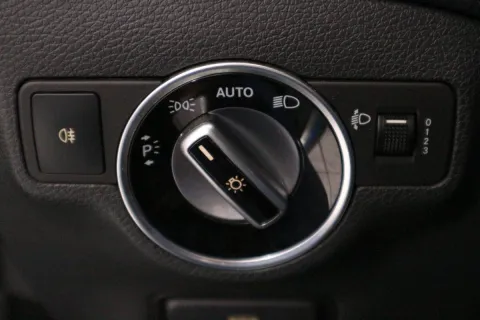 Mercedes GLA 220 d Sport 4matic 177cv auto - Immagine 23