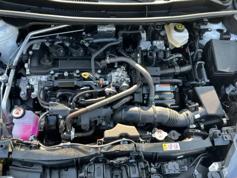 Toyota Yaris 1.5h Trend - Immagine 17