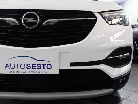 Opel Grandland X 1.5 ecotec Elegance s&s 130cv at8 - Immagine 11